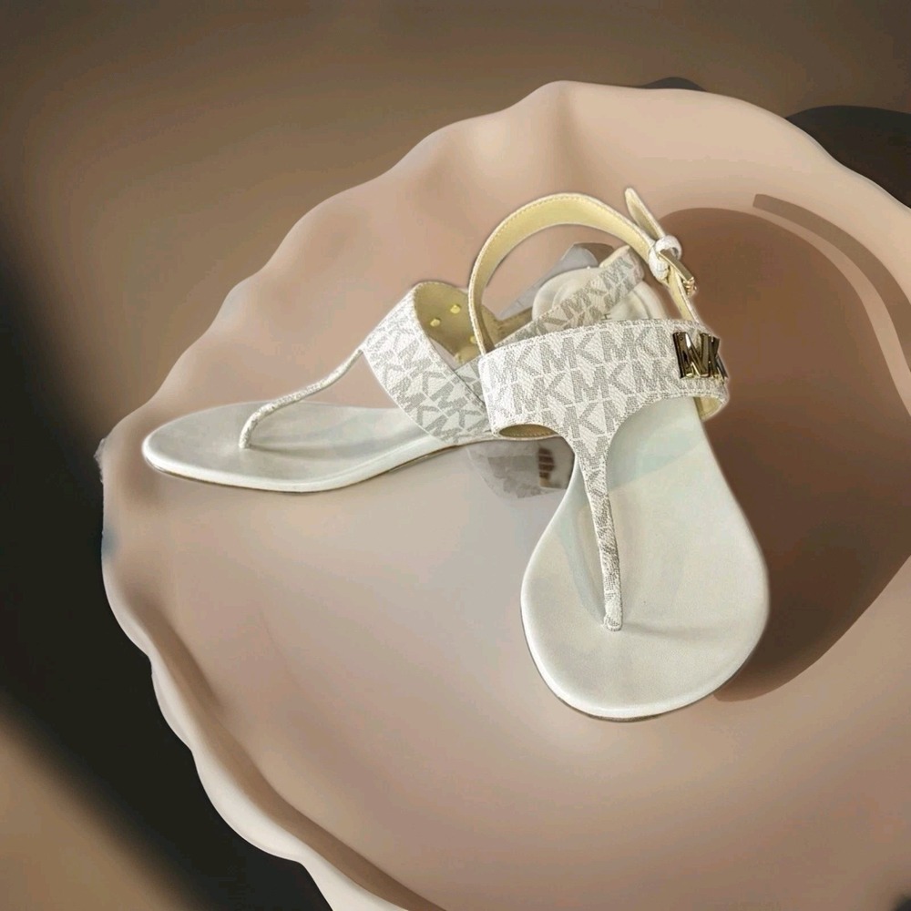 Michael Kors Jilly MK Signature leather Sandals, Size 8.5 ( New)